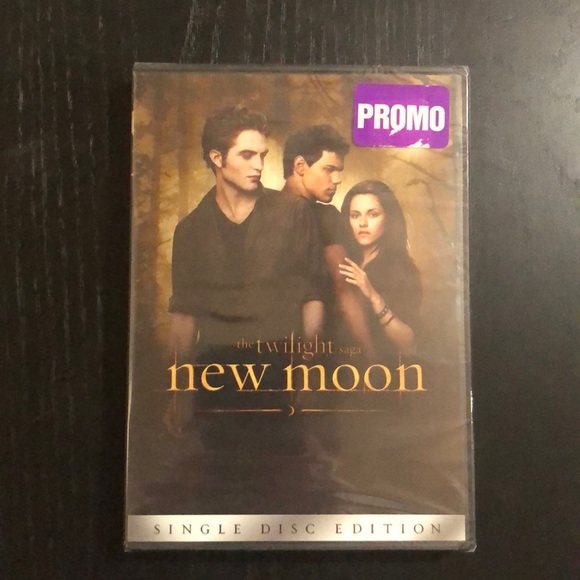 Twilight Saga - New Moon DVD - Picture 1 of 4
